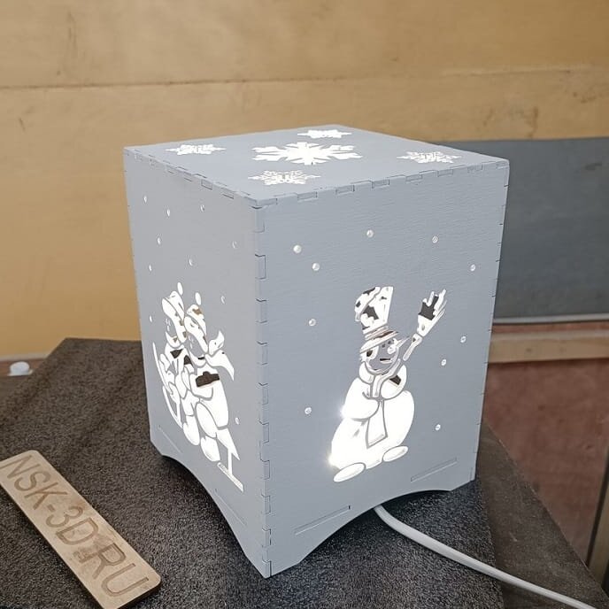 Intra απο ξύλο plywood 3mm-4mm πάχος – ξύλο Χριστουγεννιάτικου Φαναριού από κόντρα πλακέ 40x40 cm INTRAVECTRY-MY554924