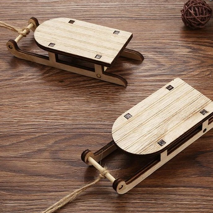 Intra απο ξύλο plywood 3mm-4mm πάχος – Χριστουγεννιάτικο Μίνι ξύλο έλκηθρου 20x20 cm INTRAVECTRY-MY555063