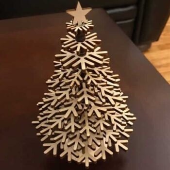 Intra απο ξύλο plywood 3mm-4mm πάχος – Ξύλινο χριστουγεννιάτικο δέντρο με νιφάδα χιονιού με ξύλο αστεριών 50x60 cm INTRAVECTRY-MY548749 - Image 1