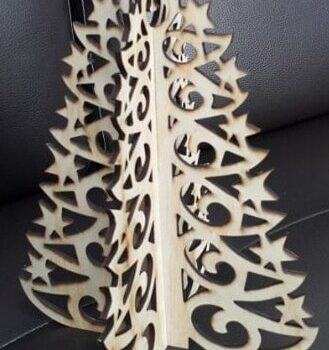 Intra απο ξύλο plywood 3mm-4mm πάχος – Τρισδιάστατο Ξύλινο χριστουγεννιάτικο δέντρο με διακοσμητικό ξύλο με αστέρια 30x35 cm INTRAVECTRY-MY559019 - Image 1