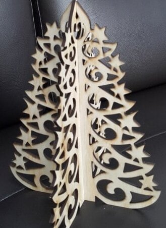 1759020624_3d-wooden-christmas-tree-with-stars-decor-_1