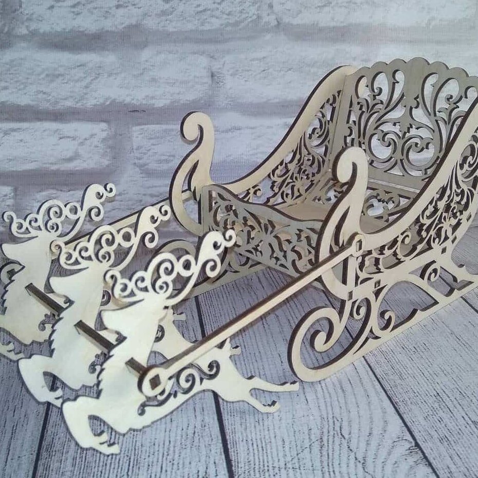 Intra απο ξύλο plywood 3mm-4mm πάχος – Ξύλινο έλκηθρο με χριστουγεννιάτικο διακοσμητικό ξύλο τάρανδου 40x40 cm INTRAVECTRY-MY549756