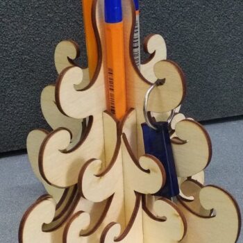 Intra απο ξύλο plywood 3mm-4mm πάχος – Θήκη μολυβιού για χριστουγεννιάτικο δέντρο ξύλο κρεμάστρας USB 25x25 cm INTRAVECTRY-MY547985 - Image 1