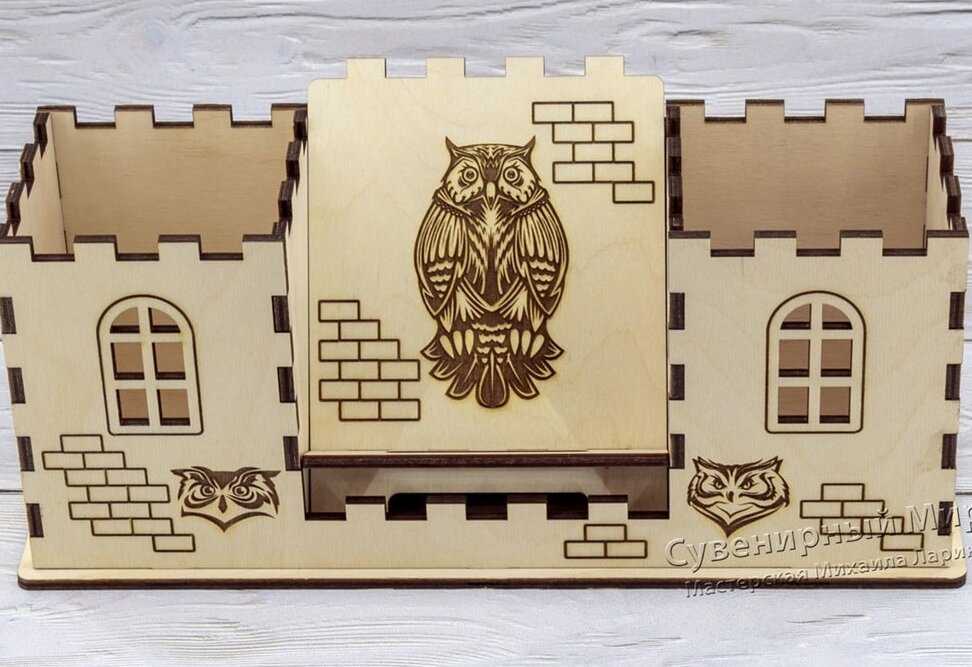 Intra απο ξύλο plywood 3mm-4mm πάχος – Μολυβοθήκη Fortress με ξύλο βάσης τηλεφώνου 50x60 cm INTRAVECTRY-MY558500