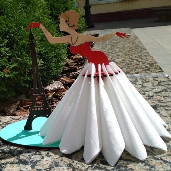 1759025038_lady-with-eiffel-tower-napkin-holder-_1