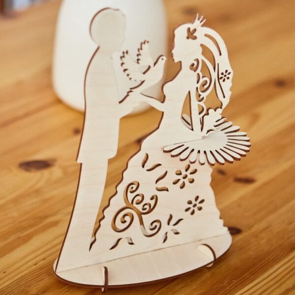1759025060_laser-cut-newlyweds-couple-napkin-holder-_1