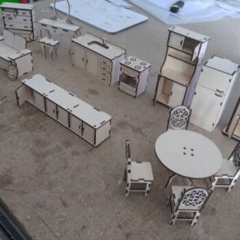 Intra απο ξύλο plywood 3mm-4mm πάχος – ξύλο παιχνιδιών σετ επίπλων κουκλόσπιτου 35x40 cm INTRAVECTRY-MY560434 - Image 1