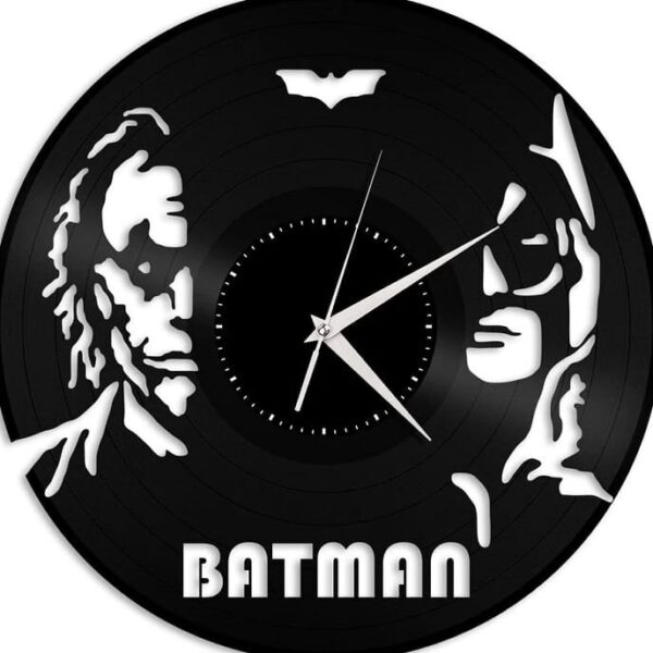 1759029299_batman-vs-joker-vinyl-clock-_1