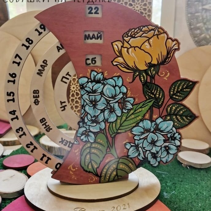 Intra απο ξύλο plywood 3mm-4mm πάχος – Αιώνιο ξύλο ημερολογίου με χαραγμένο λιλά 30x30 cm INTRAVECTRY-MY554921