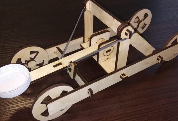1759030599_wooden-catapult-toy-_1