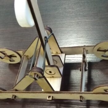 Intra απο ξύλο plywood 3mm-4mm πάχος – Ξύλινη λίμα παιχνιδιών καταπέλτη 10x10 cm INTRAVECTRY-MY555071 - Image 2