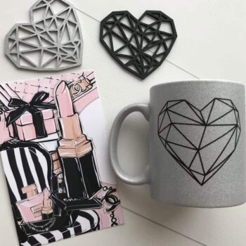 Intra απο ξύλο plywood 3mm-4mm πάχος – Δώρο με γεωμετρικό σχήμα καρδιάς για το ξύλο του Αγίου Βαλεντίνου 15x20 cm INTRAVECTRY-MY555458 - Image 1