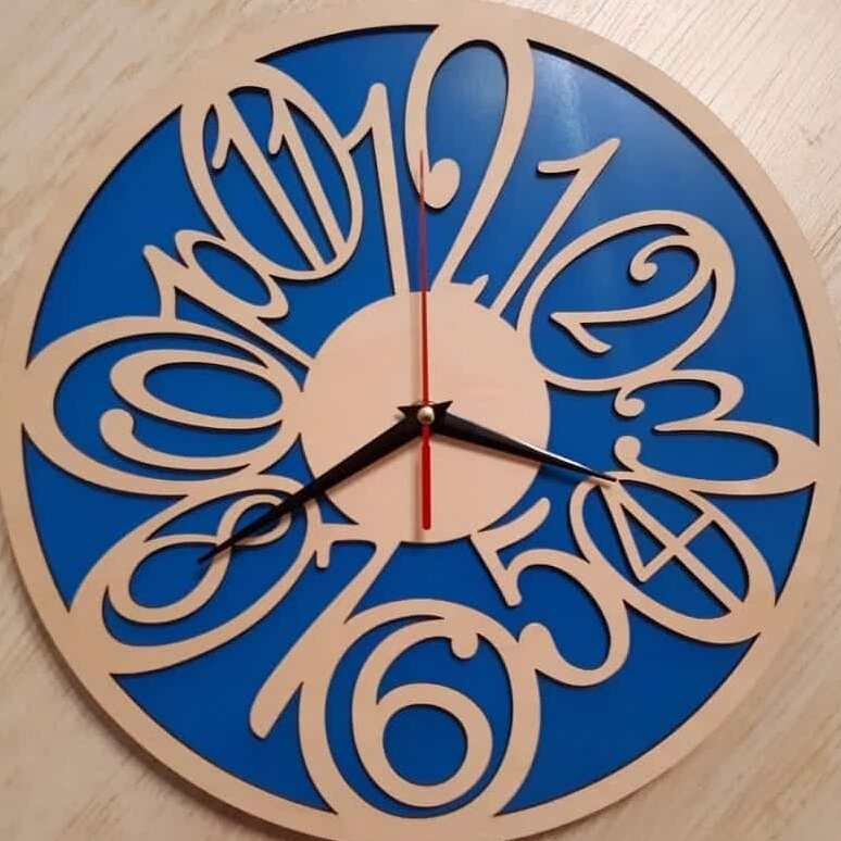 Intra απο ξύλο plywood 3mm-4mm πάχος – ξύλο Ξύλινο ρολόι τοίχου με μοτίβο αριθμών 50x60 cm INTRAVECTRY-MY557309