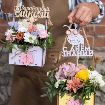 Intra απο ξύλο plywood 3mm-4mm πάχος – Κορυφαίο ξύλο δώρου για την Ημέρα της Ρωσίας 25x25 cm INTRAVECTRY-MY556355 - Image 1