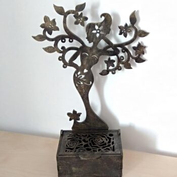 Intra απο ξύλο plywood 3mm-4mm πάχος – Ξύλινο κορίτσι επίδειξης κοσμημάτων με κουτί κοσμημάτων 15x20 cm INTRAVECTRY-MY557542 - Image 1