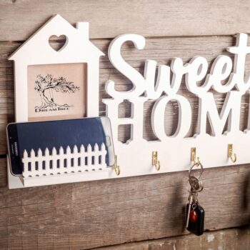 Intra απο ξύλο plywood 3mm-4mm πάχος – Κλειδοθήκη Sweet Home με Φράχτη 20x25 cm INTRAVECTRY-MY556634 - Image 1