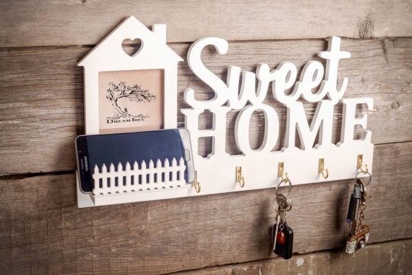1759033009_laser-cut-sweet-home-key-hol_1