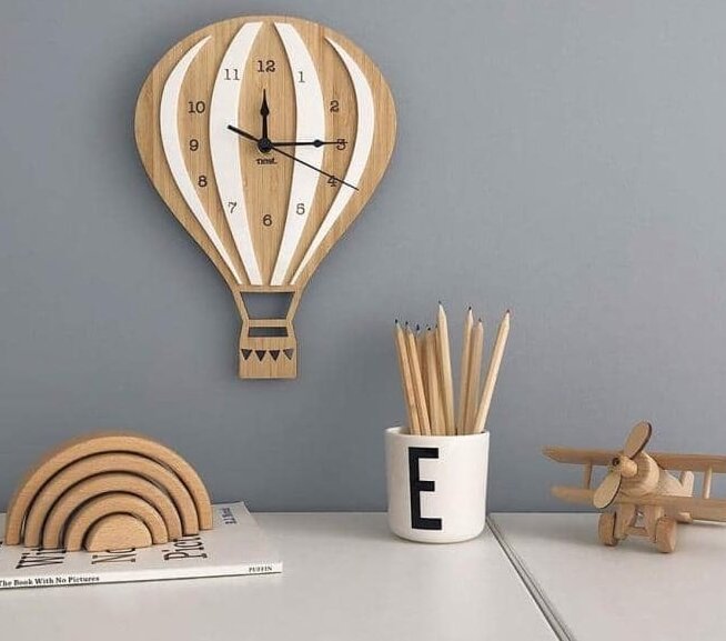 Intra απο ξύλο plywood 3mm-4mm πάχος – Ξύλινο ρολόι τοίχου αερόστατο 40x40 cm INTRAVECTRY-MY561182