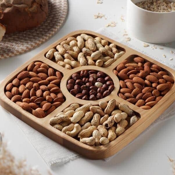 Intra απο ξύλο plywood 3mm-4mm πάχος – Δίσκος ξηρών φρούτων με τομές κύκλου και τετράγωνης συλλογής 25x30 cm INTRAVECTRY-MY559117