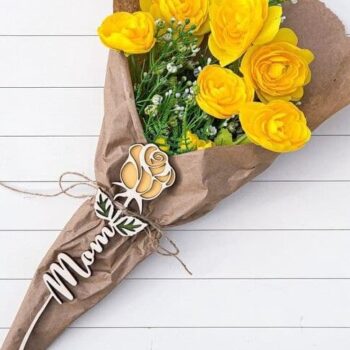 Intra απο ξύλο plywood 3mm-4mm πάχος – Συλλογή Ξύλινων Ροζ Λουλουδιών για τη Μητέρα Πατέρα και την Ημέρα του Αγίου Βαλεντίνου 45x50 cm INTRAVECTRY-MY560629 - Image 1