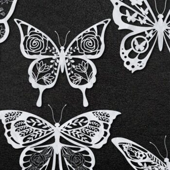 Intra απο ξύλο plywood 3mm-4mm πάχος – Πακέτο κομμένων πεταλούδων Δίασταση 20x20 cm INTRAFABR-30867188 - Image 1