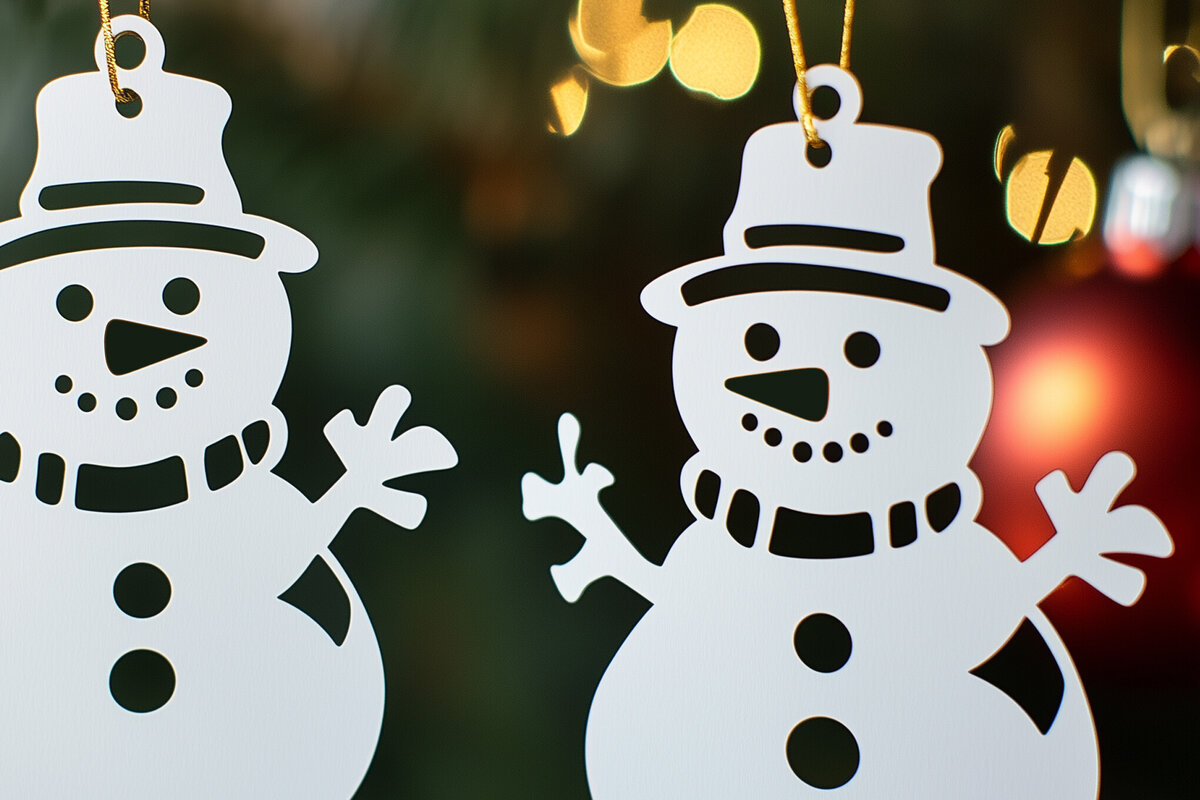 Intra απο ξύλο plywood 3mm-4mm πάχος – Χαρτοκόψιμο Χριστουγεννιάτικο Χιονάνθρωπο Δίασταση  20x20 cm INTRAFABR-105181800