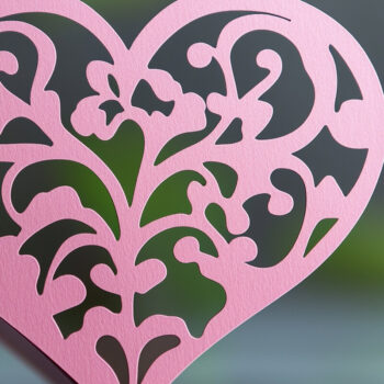 Intra απο ξύλο plywood 3mm-4mm πάχος – Κοπή χαρτιού Scalloped Heart Δίασταση  20x20 cm INTRAFABR-115548001 - Image 1