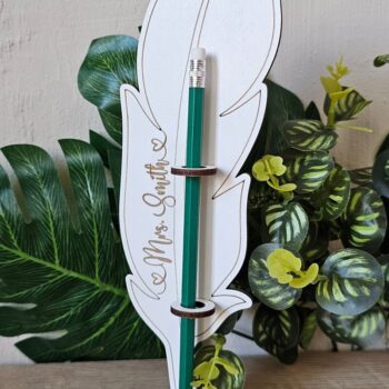 Intra απο ξύλο plywood 3mm-4mm πάχος – Αρχείο κοπής με λέιζερ με φτερό θήκης στυλό Δίασταση 20x20 cm INTRAFABR-119664794 - Image 1