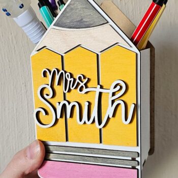 Intra απο ξύλο plywood 3mm-4mm πάχος – Θήκη μολυβιού Αρχείο κοπής με λέιζερ Δίασταση 20x20 cm INTRAFABR-120166252 - Image 1