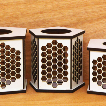 Intra απο ξύλο plywood 3mm-4mm πάχος – Κηροπήγαδα Pentagon Honey Comb - 3mm Δίασταση  20x20 cm INTRAFABR-121262182 - Image 1