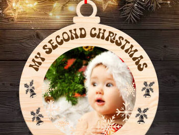Intra απο ξύλο plywood 3mm-4mm πάχος – Εξατομικευμένο Baby First Christmas Δίασταση 20x20 cm INTRAFABR-104197160 - Image 3