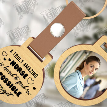 Intra απο ξύλο plywood 3mm-4mm πάχος – Εξατομικευμένο Μπρελόκ Νοσοκόμας με Φωτογραφία Δίασταση 5x5 cm INTRAFABR-111798782 - Image 1