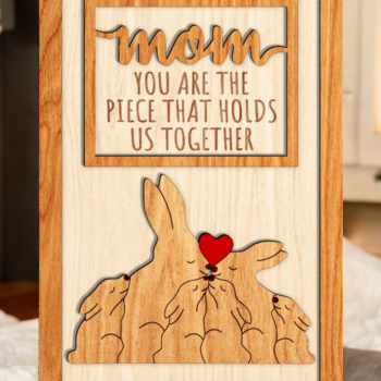 Intra απο ξύλο plywood 3mm-4mm πάχος – Εξατομικευμένη διακόσμηση Rabbit Family Stand Δίασταση 20x20 cm INTRAFABR-117970316 - Image 4