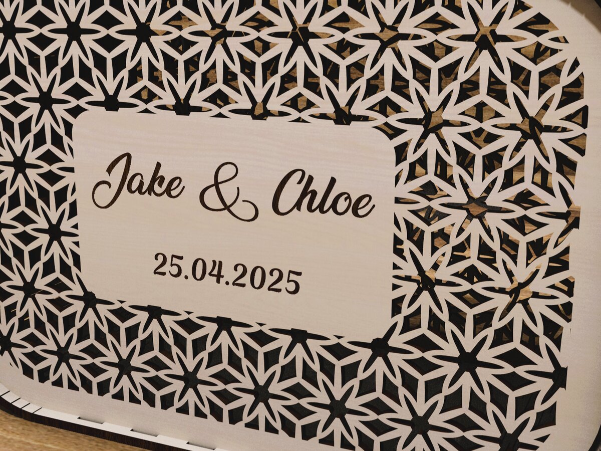 Intra απο ξύλο plywood 3mm-4mm πάχος – Εξατομικευμένα κουτιά για κάρτες γάμου Δίασταση  20x20 cm INTRAFABR-115721292