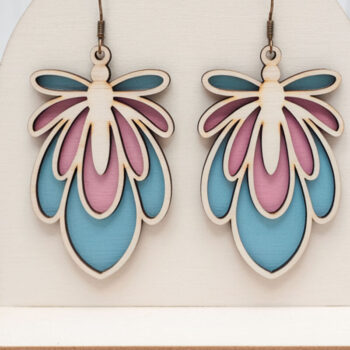 Intra απο ξύλο plywood 3mm-4mm πάχος – Σκουλαρίκια με πέταλα Δίασταση  5x5 cm INTRAFABR-122357124 - Image 1