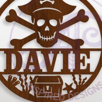 Intra απο ξύλο plywood 3mm-4mm πάχος – Σημάδι ονόματος πειρατικού κρανίου και χιαστί Δίασταση  20x20 cm INTRAFABR-123223417 - Image 1