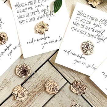 Intra απο ξύλο plywood 3mm-4mm πάχος – Pocket Hug Laser Δίασταση  20x20 cm INTRAFABR-75556465 - Image 1