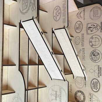 Intra απο ξύλο plywood 3mm-4mm πάχος – Πρακτικό Γκαράζ για Μικρά Αυτοκίνητα 4mm Δίασταση  20x20 cm INTRAFABR-71695283 - Image 2