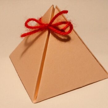 Intra απο ξύλο plywood 3mm-4mm πάχος – Κουτί σε σχήμα πυραμίδας Δίασταση  20x20 cm INTRAFABR-33153219 - Image 3