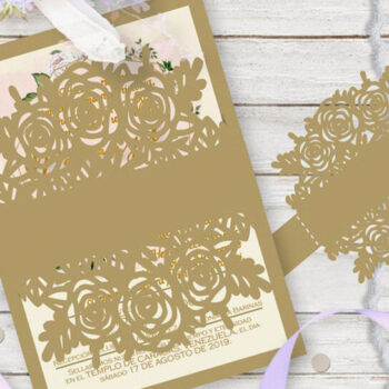 Intra απο ξύλο plywood 3mm-4mm πάχος – Τριαντάφυλλο Προσκλητήριο Γάμου Laser Δίασταση 20x20 cm INTRAFABR-18856670 - Image 1