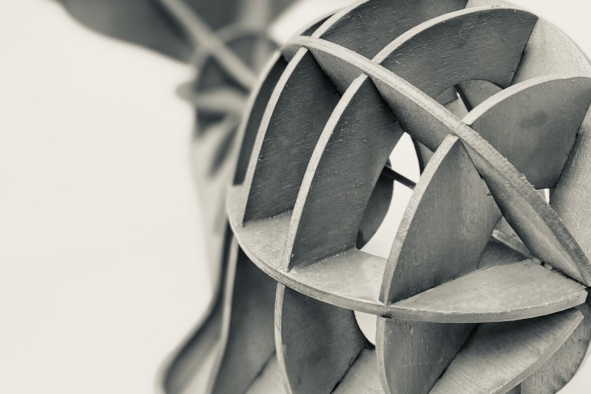 Intra απο ξύλο plywood 3mm-4mm πάχος – Στρογγυλή φάλαινα Δίασταση  20x20 cm INTRAFABR-36872358