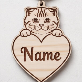 Intra απο ξύλο plywood 3mm-4mm πάχος – Μπρελόκ με όνομα Σκωτίας Fold Cat Δίασταση 5x5 cm INTRAFABR-122315424 - Image 1