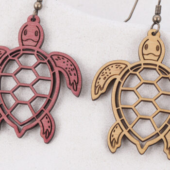 Intra απο ξύλο plywood 3mm-4mm πάχος – Σκουλαρίκια Sea Turtle Δίασταση  5x5 cm INTRAFABR-121577173 - Image 1