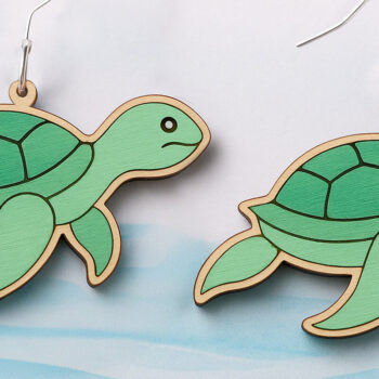 Intra απο ξύλο plywood 3mm-4mm πάχος – Σκουλαρίκια θαλάσσιας χελώνας Cut Laser Δίασταση  5x5 cm INTRAFABR-123757204 - Image 1