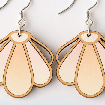 Intra απο ξύλο plywood 3mm-4mm πάχος – Σκουλαρίκια Seashell Cut Laser Δίασταση  5x5 cm INTRAFABR-123757305 - Image 1