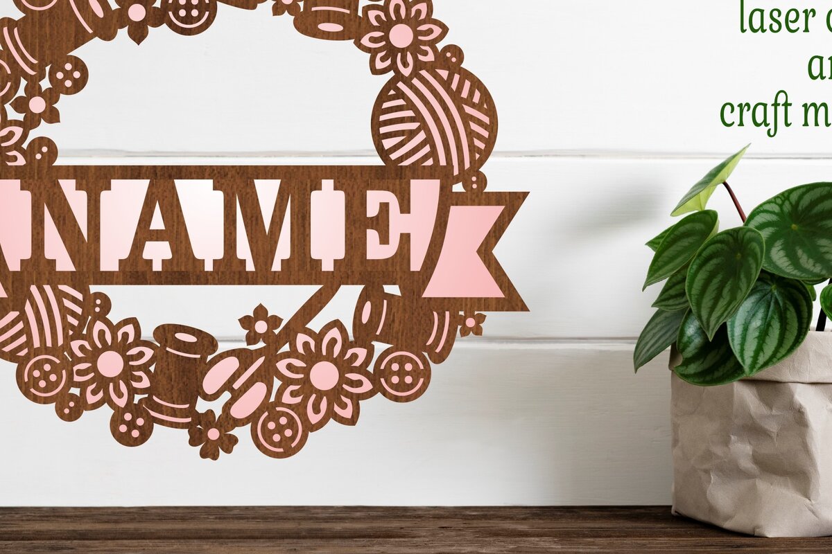 Intra απο ξύλο plywood 3mm-4mm πάχος – Όνομα ραπτικής Σήμα στεφάνι Δίασταση  20x20 cm INTRAFABR-71127736