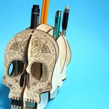 Intra απο ξύλο plywood 3mm-4mm πάχος – Skull Pen Holder Skull Head Desk Storage Δίασταση  20x20 cm INTRAFABR-39111787 - Image 1