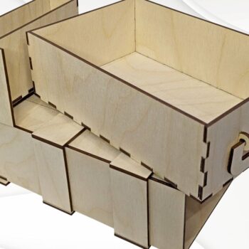 Intra απο ξύλο plywood 3mm-4mm πάχος – Κουτί δώρου Slider με μυστικό διαμέρισμα Δίασταση  20x20 cm INTRAFABR-124400460 - Image 4