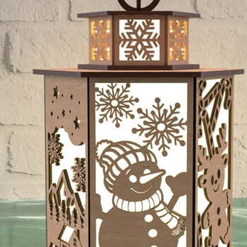 Intra απο ξύλο plywood 3mm-4mm πάχος – Χριστουγεννιάτικο φανάρι με λέιζερ χιονάνθρωπος Δίασταση 20x20 cm INTRAFABR-107238607 - Image 1