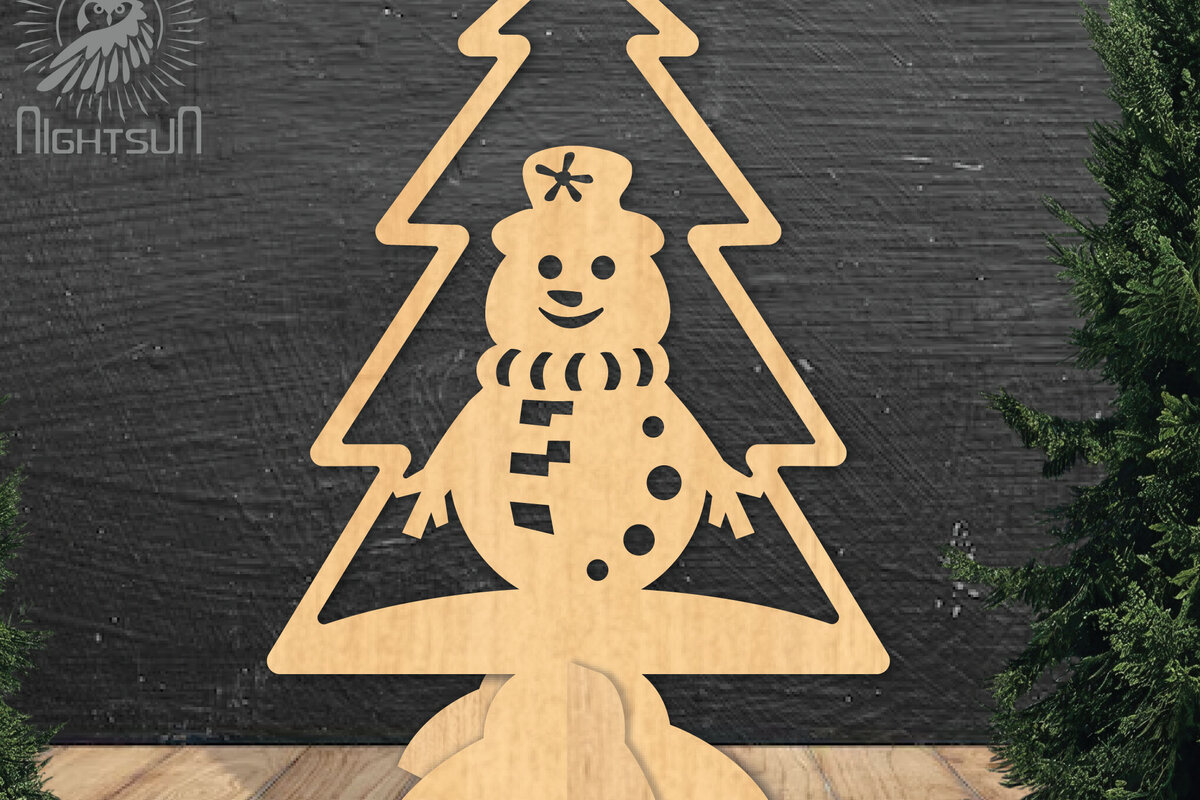 Intra απο ξύλο plywood 3mm-4mm πάχος – Χιονάνθρωπος σε δέντρο με λέιζερ διακόσμηση σπιτιού Δίασταση  20x20 cm INTRAFABR-112790274